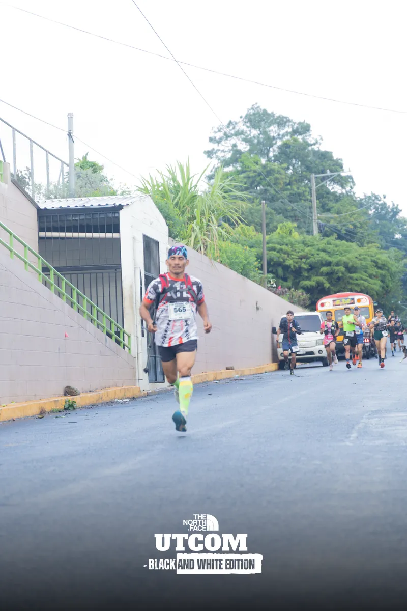 Foto de Alex Merlos - El Cementerio