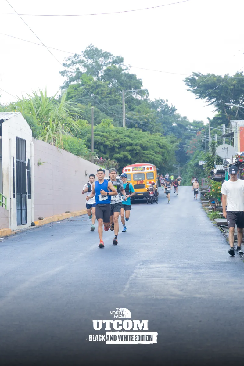 Foto de Alex Merlos - El Cementerio
